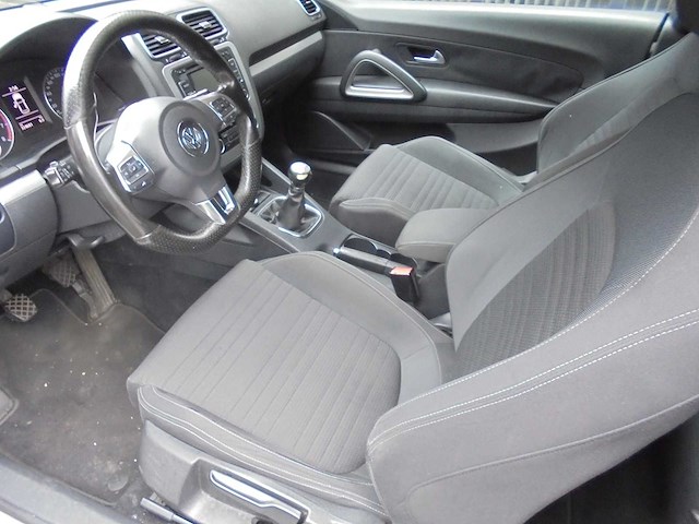Volkswagen - 2010 - scirocco - 2.0 tsi highl. plus - 7-xsj-01 - afbeelding 21 van  24