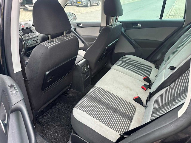 Volkswagen - 2010 - tiguan - 2.0 tsi sport- automaat - personenauto - afbeelding 1 van  5