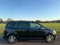 Volkswagen - 2010 - touran - 1.2 tsi comfl. bluem - 01-ngn-4 - afbeelding 10 van  15