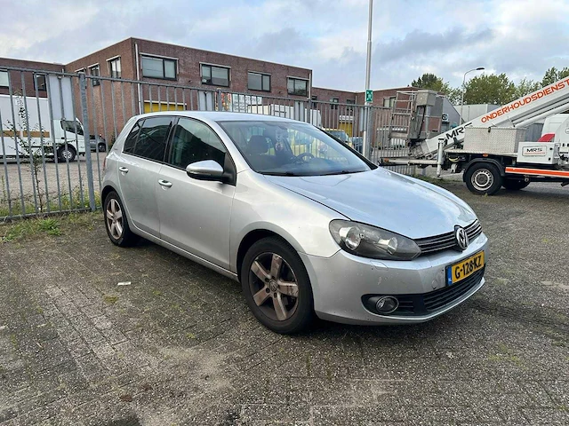Volkswagen - 2011 - golf - 1.2 tsi trendl.bluem - personenauto - afbeelding 28 van  30