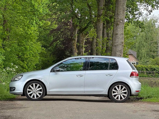 Volkswagen - 2011 - golf - 1.4 tsi highline - automaat - 79-nzf-3 - personenauto - afbeelding 12 van  19