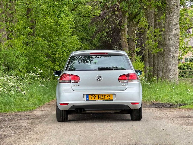 Volkswagen - 2011 - golf - 1.4 tsi highline - automaat - 79-nzf-3 - personenauto - afbeelding 16 van  19