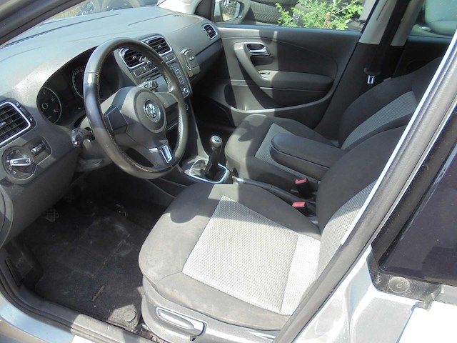 Volkswagen - 2011 - polo - 1.2 tdi bl.m. comfl. - 07-rjd-8 - afbeelding 11 van  14