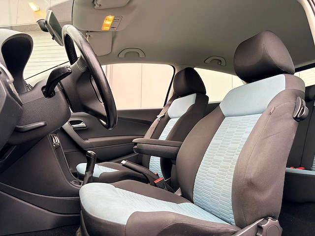 Volkswagen - 2011 - polo - 1.2 tdi bl.m. comfl. - 82-rlt-8 - afbeelding 16 van  16