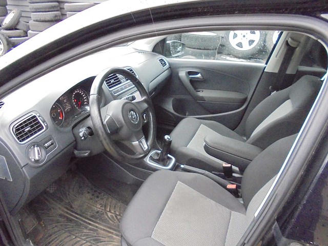 Volkswagen - 2011 - polo - 1.2 tdi bl.m. comfl. - 97-nzv-1 - afbeelding 9 van  13