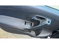 Volkswagen - 2011 - polo - 1.6 tdi highline automaat - 8-zll-21 - afbeelding 8 van  11