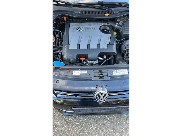 Volkswagen - 2011 - polo - 1.6 tdi highline automaat - 8-zll-21 - afbeelding 10 van  11