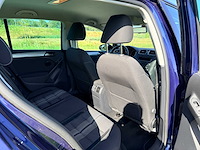 Volkswagen - 2012 - golf - 1.2 tsi highl. bluem - personenauto - afbeelding 33 van  52