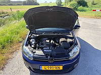 Volkswagen - 2012 - golf - 1.2 tsi highl. bluem - personenauto - afbeelding 34 van  52