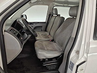 Volkswagen - 2013 - 9 -peroons - transporter kombi - 2.0 tdi l1h1 tr.base - personenauto - afbeelding 11 van  14