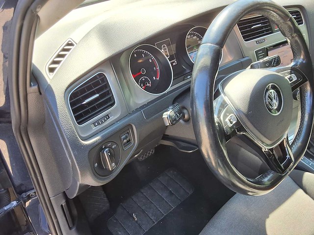 Volkswagen - 2013 - golf - 1.2 tsi trendline - personenauto - afbeelding 7 van  21