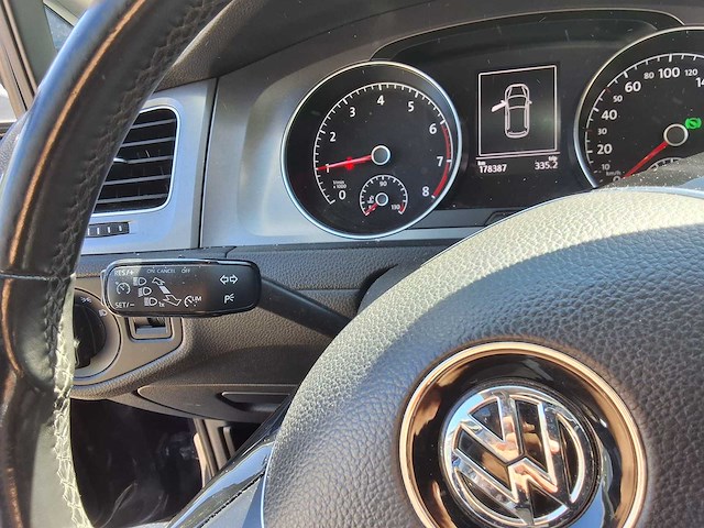 Volkswagen - 2013 - golf - 1.2 tsi trendline - personenauto - afbeelding 9 van  21