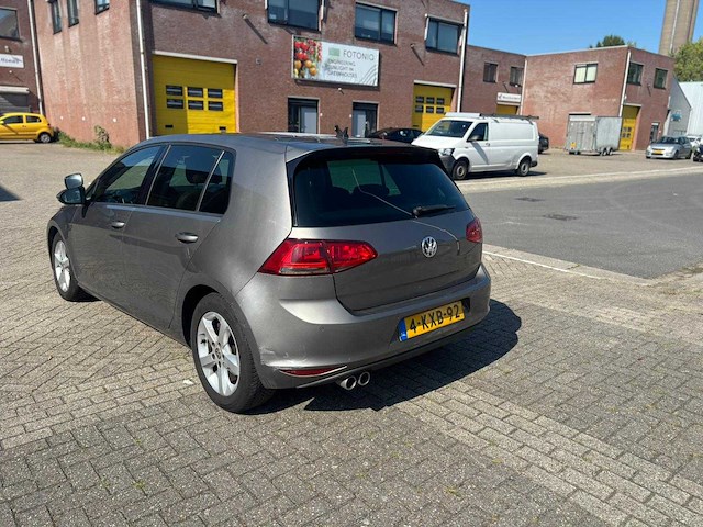 Volkswagen - 2013 - golf - 1.6 tdi highl. blm. - personenauto - afbeelding 9 van  15