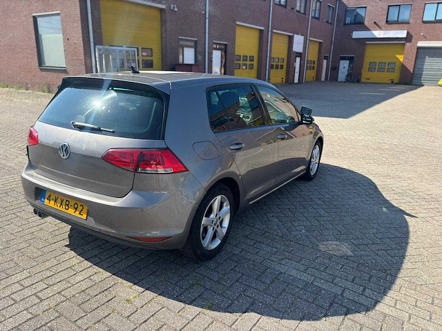 Volkswagen - 2013 - golf - 1.6 tdi highl. blm. - personenauto - afbeelding 12 van  15