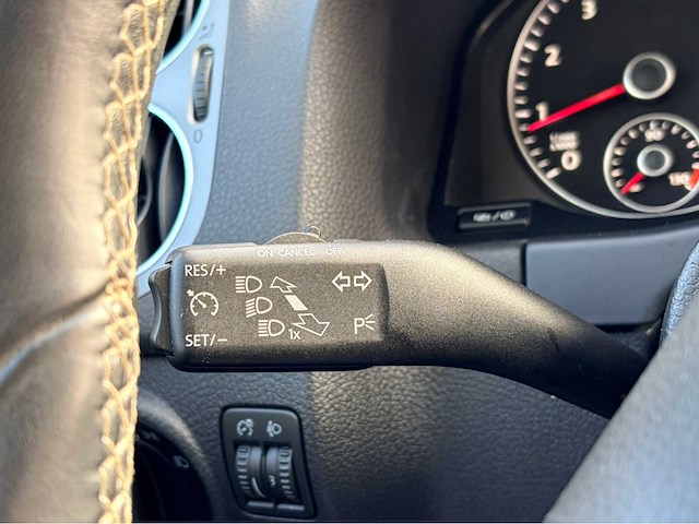 Volkswagen - 2013 - golf plus automaat - personenauto - afbeelding 8 van  17