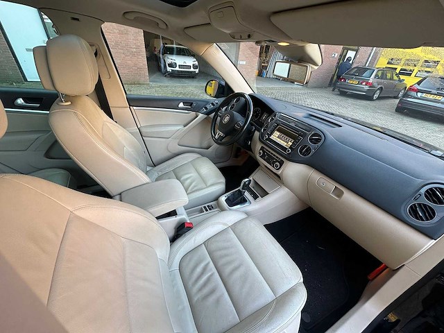 Volkswagen - 2013 - tiguan - 2.0 tsi sport&st.4m - automaat - personenauto - afbeelding 3 van  20