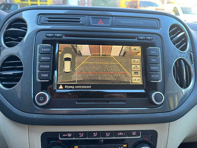 Volkswagen - 2013 - tiguan - 2.0 tsi sport&st.4m - automaat - personenauto - afbeelding 6 van  20