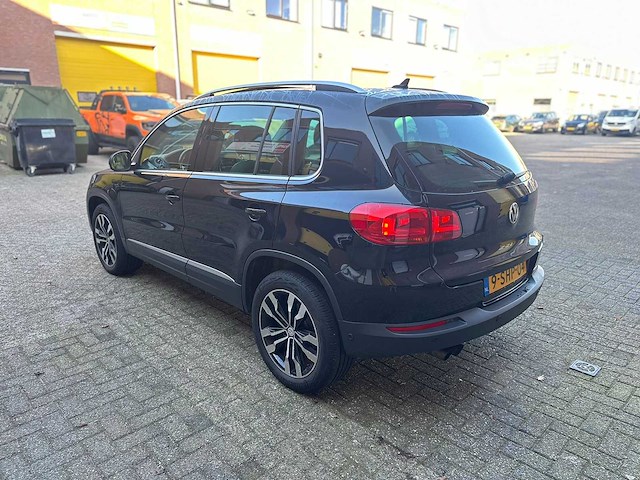 Volkswagen - 2013 - tiguan - 2.0 tsi sport&st.4m - automaat - personenauto - afbeelding 14 van  20