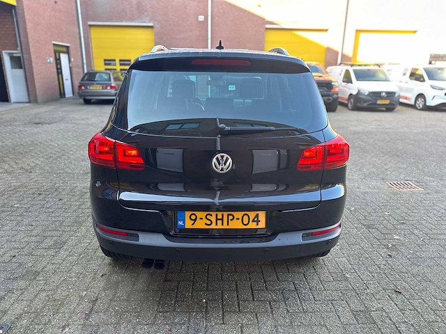 Volkswagen - 2013 - tiguan - 2.0 tsi sport&st.4m - automaat - personenauto - afbeelding 15 van  20