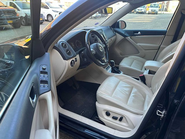 Volkswagen - 2013 - tiguan - 2.0 tsi sport&st.4m - automaat - personenauto - afbeelding 20 van  20