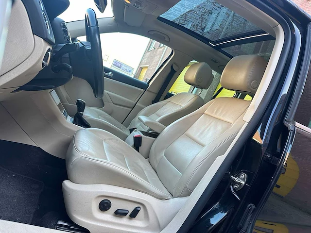 Volkswagen - 2013 - tiguan - 2.0 tsi sport&st.4m - automaat - personenauto - afbeelding 2 van  22