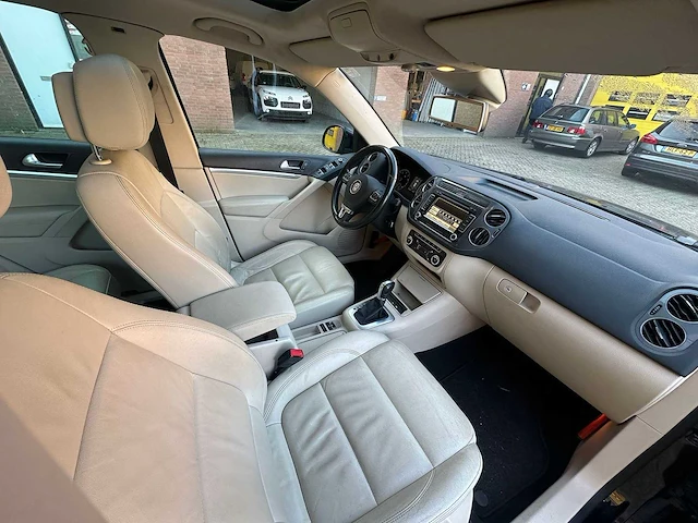 Volkswagen - 2013 - tiguan - 2.0 tsi sport&st.4m - automaat - personenauto - afbeelding 3 van  22