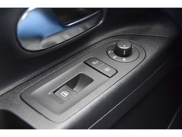 Volkswagen - 2013 - up! - 1.0 high up! bluem. - 4-kjf-61 - afbeelding 9 van  23