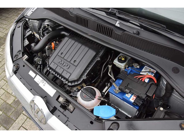Volkswagen - 2013 - up! - 1.0 high up! bluem. - 4-kjf-61 - afbeelding 15 van  23