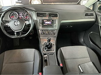Volkswagen - 2013 -golf - 1.2 tsi highline - gti uitrusting marge auto - afbeelding 10 van  31