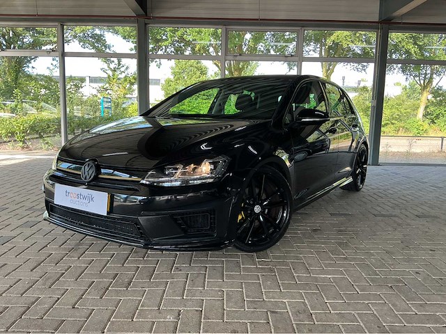Volkswagen - 2013 -golf - 1.2 tsi highline - gti uitrusting marge auto - afbeelding 1 van  31