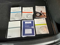 Volkswagen - 2013 -golf - 1.2 tsi highline - gti uitrusting marge auto - afbeelding 25 van  31