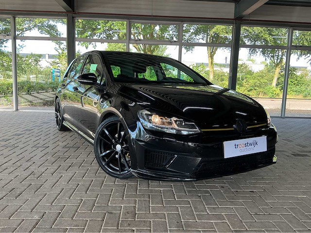 Volkswagen - 2013 -golf - 1.2 tsi highline - gti uitrusting marge auto - afbeelding 23 van  31