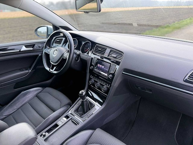 Volkswagen - 2014 - golf - 1.4 tsi highline - p-762-zt - afbeelding 1 van  6