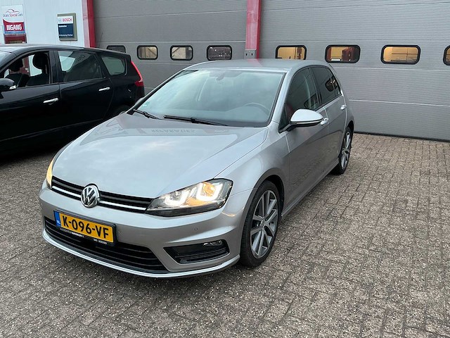 Volkswagen - 2014 - golf - 1.6 tdi highline - personenauto - afbeelding 13 van  19