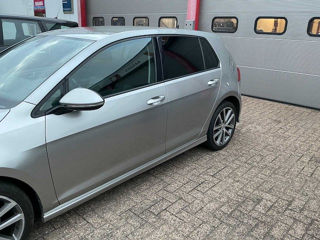 Volkswagen - 2014 - golf - 1.6 tdi highline - personenauto - afbeelding 14 van  19