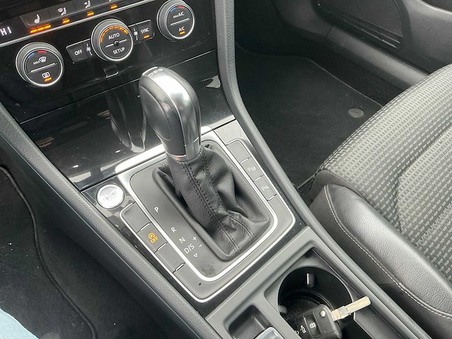 Volkswagen - 2014 - golf variant - 1.4 tsi highline - personenauto (9-sxr-30) - afbeelding 4 van  19