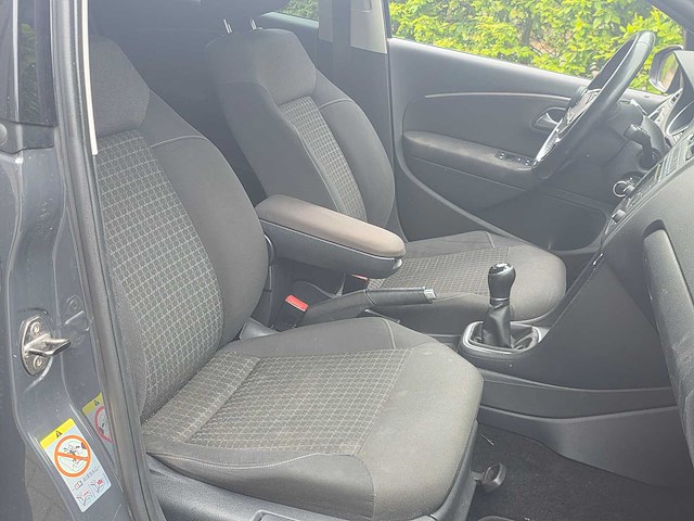 Volkswagen - 2014 - polo - 1.4 tdi first ed. - kf-297-d - afbeelding 3 van  14