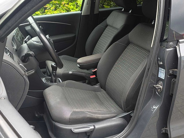 Volkswagen - 2014 - polo - 1.4 tdi first ed. - kf-297-d - afbeelding 9 van  14