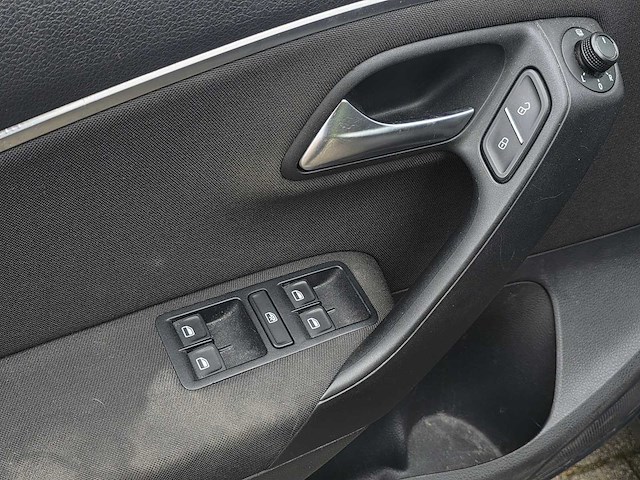 Volkswagen - 2014 - polo - 1.4 tdi first ed. - kf-297-d - afbeelding 14 van  14