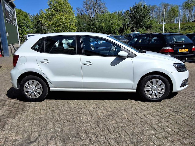 Volkswagen - 2014 - polo - personenauto - afbeelding 14 van  19