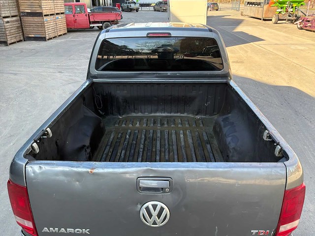 Volkswagen - 2015 - amarok - 2.0 tdi 4motion dc highline - personenauto - afbeelding 2 van  39