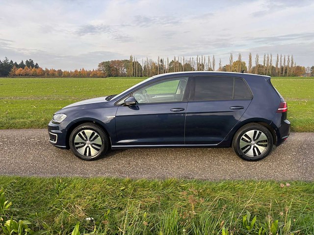 Volkswagen - 2015 - e-golf - e-golf - j-581-rd - afbeelding 2 van  16