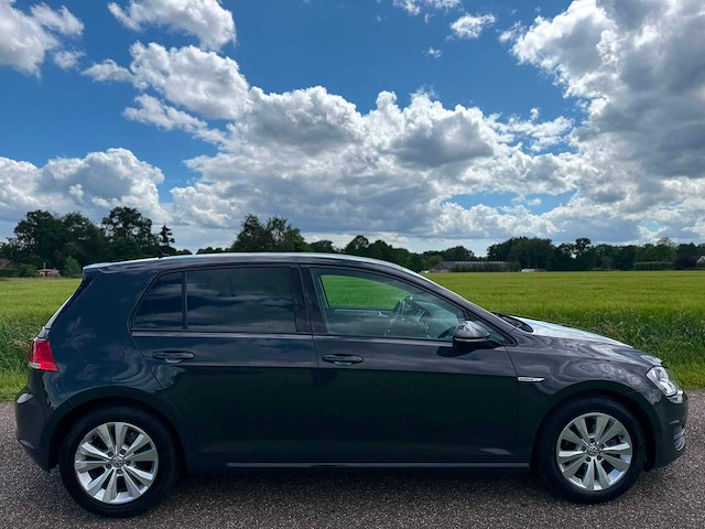 Volkswagen - 2015 - golf - 1.0 tsi comfortline - ht-343-v - personenauto - afbeelding 10 van  13