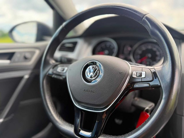 Volkswagen - 2015 - golf - 1.0 tsi comfortline - ht-343-v - personenauto - afbeelding 13 van  13