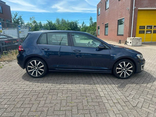 Volkswagen - 2015 - golf - 1.4 tsi gte - automaat - personenauto - afbeelding 22 van  26