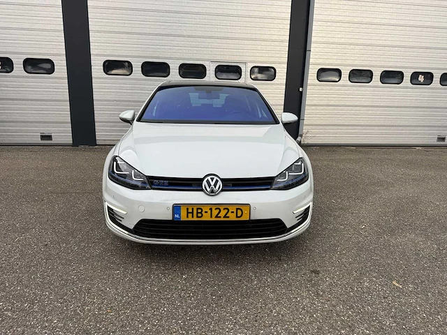 Volkswagen - 2015 - golf - 1.4 tsi gte - personenauto - afbeelding 12 van  24