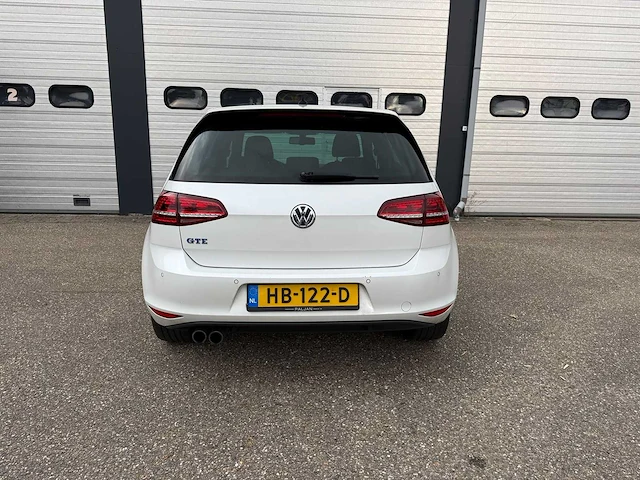 Volkswagen - 2015 - golf - 1.4 tsi gte - personenauto - afbeelding 18 van  24
