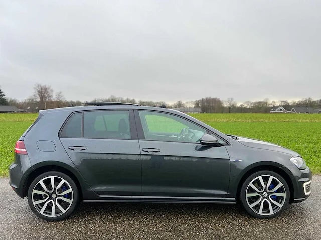 Volkswagen - 2015 - golf - 1.4 tsi gte - afbeelding 7 van  13