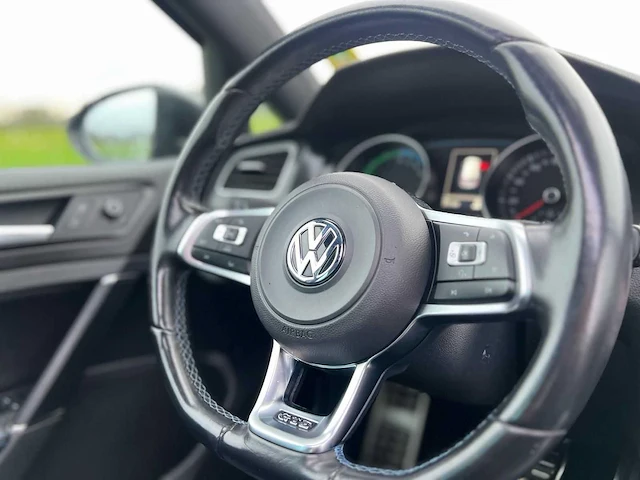 Volkswagen - 2015 - golf - 1.4 tsi gte - afbeelding 12 van  13