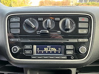 Volkswagen - 2015 - up! - 1.0 take up! bluem. - personenauto (7-zfl-33) - afbeelding 6 van  26